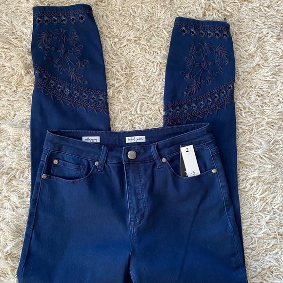 NWT tribal jeans ankle jeggings embroidery, women’s size 8 - Picture 3 of 16